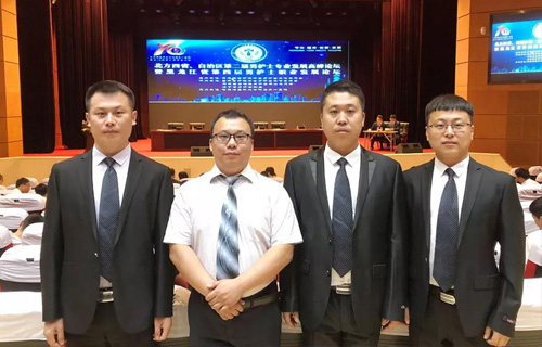 小妲己直播下载
受邀参加男护士发展高峰论坛