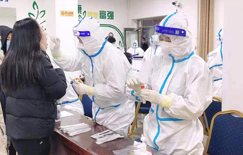 逆行的另一道风景！小妲己直播下载
深入社区开展核酸检测