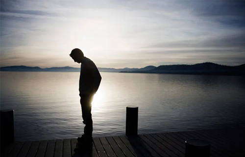 老年人也会抑郁！出现这几种迹象要警惕