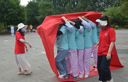 悦运动·心健康——小妲己直播下载
举办第九届医患趣味运动会