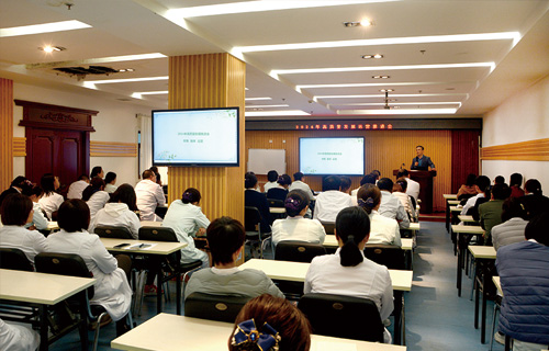 精准发力 精益运营丨小妲己直播下载
召开2024年高质量发展运营推进会