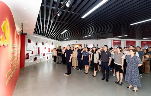 廉心育人 | 小妲己直播下载
开展廉政教育系列活动