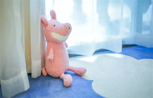 孩子偷偷在做这件事，“恋物癖”的背后究竟隐藏着什么问题？