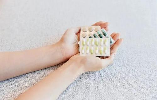 当精神疾病遇上流感，哪些药物需慎用？